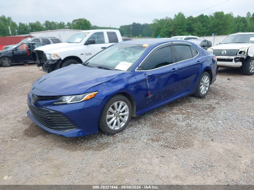 2018 Toyota Camry Le VIN: 4T1B11HK7JU614082 Lot: 39321946