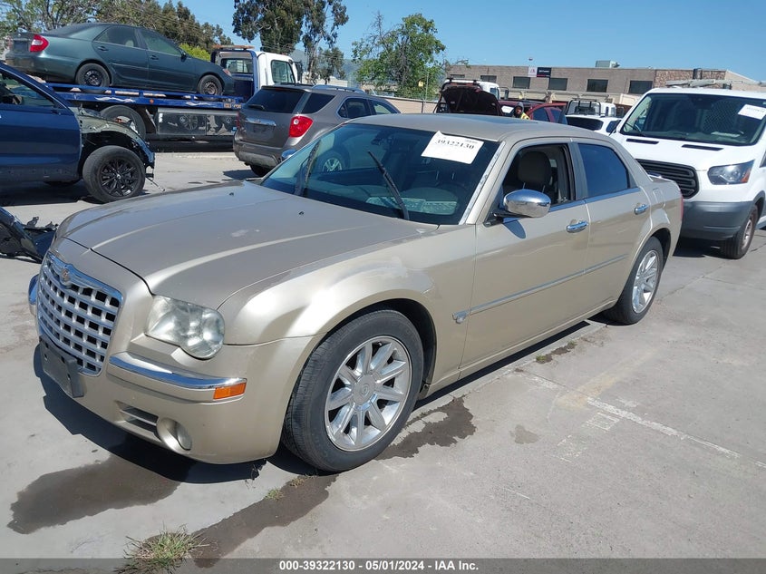2006 Chrysler 300C VIN: 2C3KA63H46H534556 Lot: 39322130