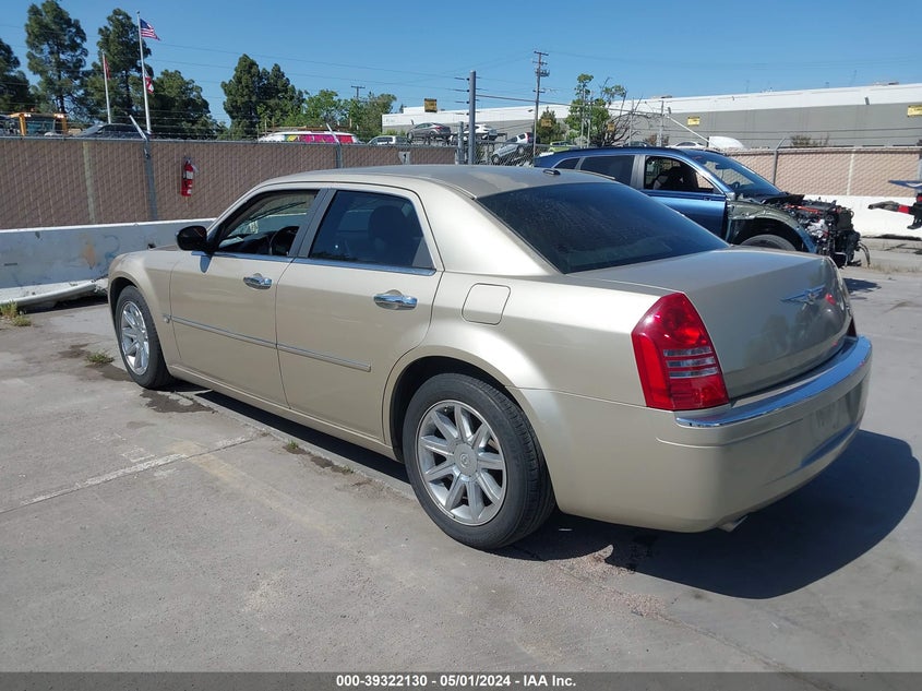 2006 Chrysler 300C VIN: 2C3KA63H46H534556 Lot: 39322130