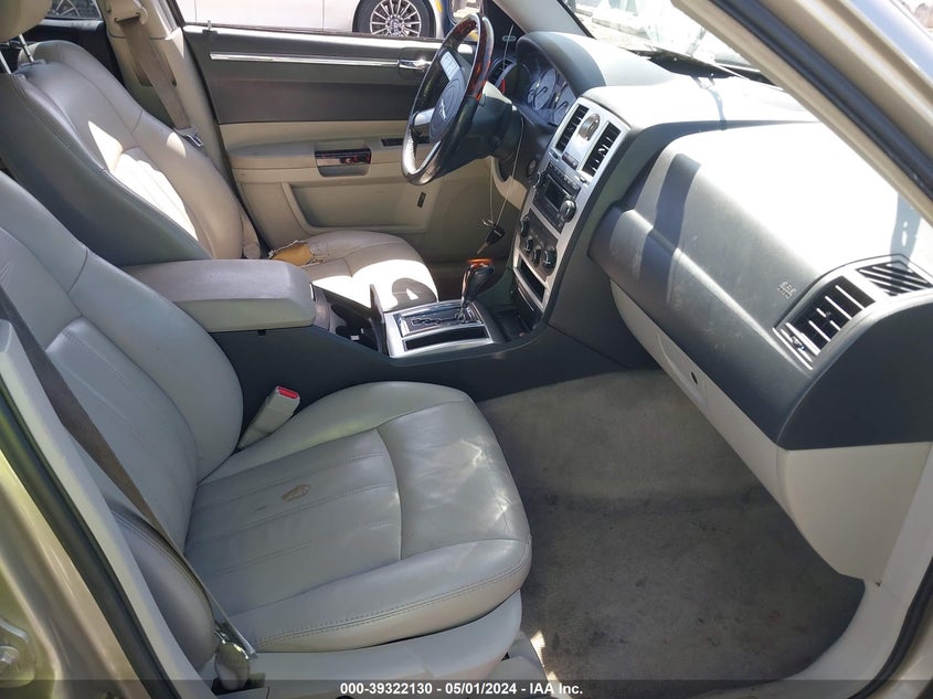 2006 Chrysler 300C VIN: 2C3KA63H46H534556 Lot: 39322130