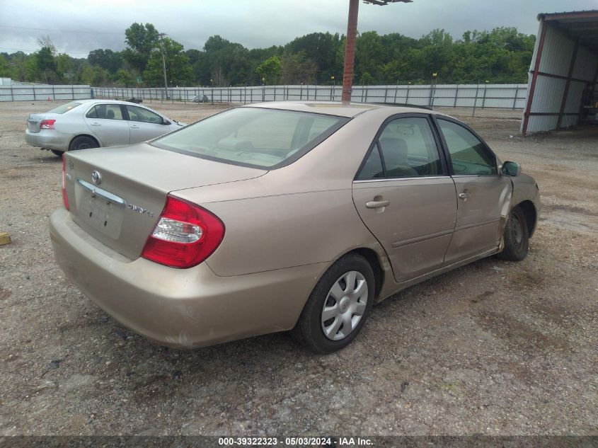 2004 Toyota Camry Le VIN: JTDBE32K640259978 Lot: 39322323