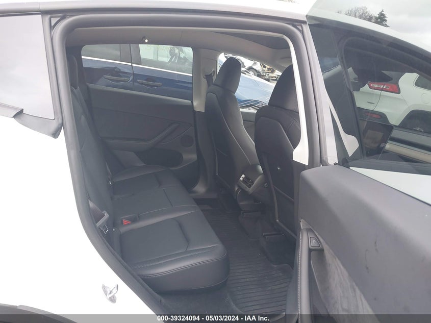 VIN 7SAYGDEE9PF826953 2023 TESLA MODEL Y