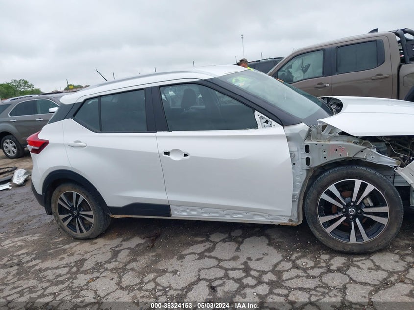 VIN 3N1CP5CU8KL532030 2019 NISSAN KICKS SV