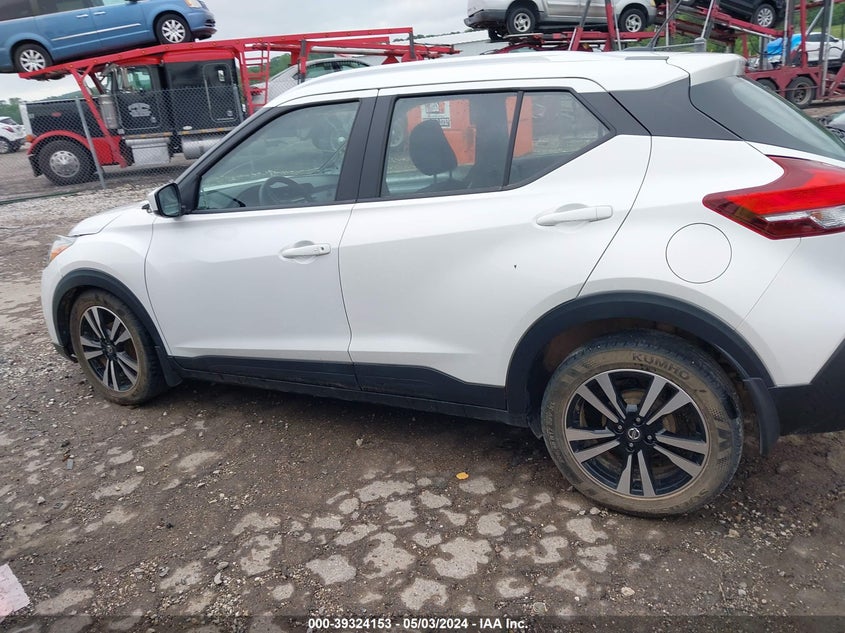 VIN 3N1CP5CU8KL532030 2019 NISSAN KICKS SV