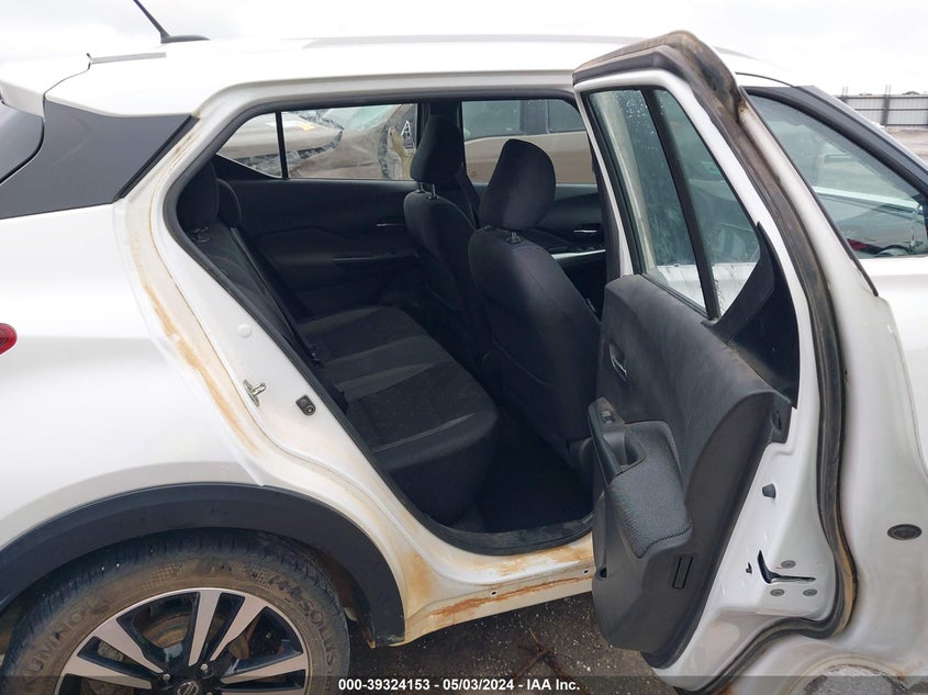 VIN 3N1CP5CU8KL532030 2019 NISSAN KICKS SV