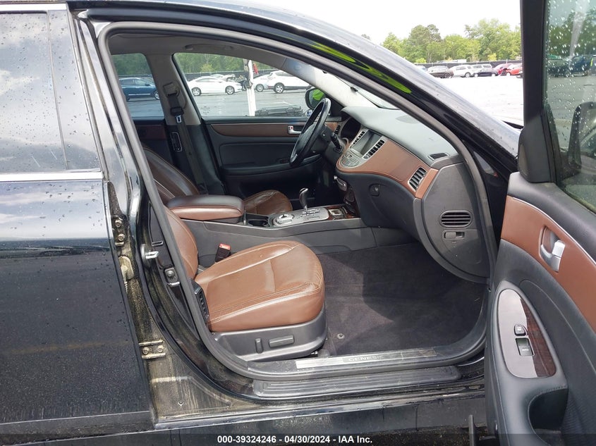 2012 Hyundai Genesis 3.8 VIN: KMHGC4DD0CU204154 Lot: 39324246