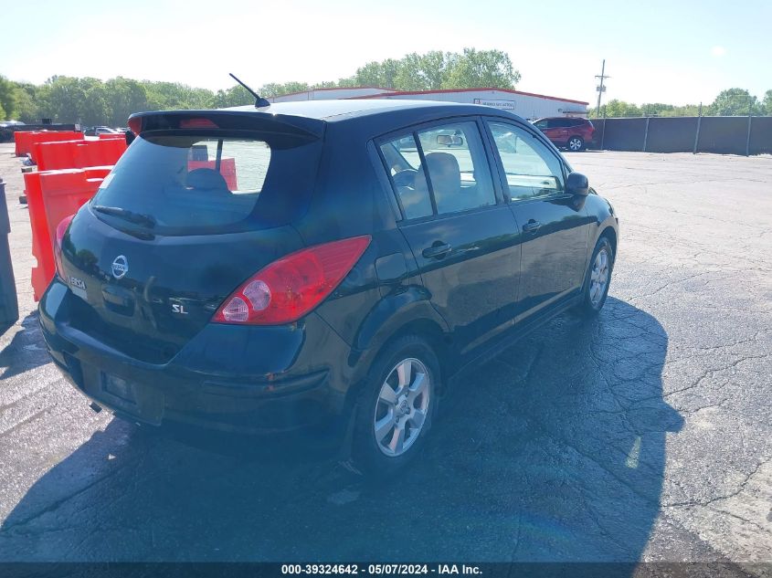 2008 Nissan Versa 1.8Sl VIN: 3N1BC13E18L443725 Lot: 39324642