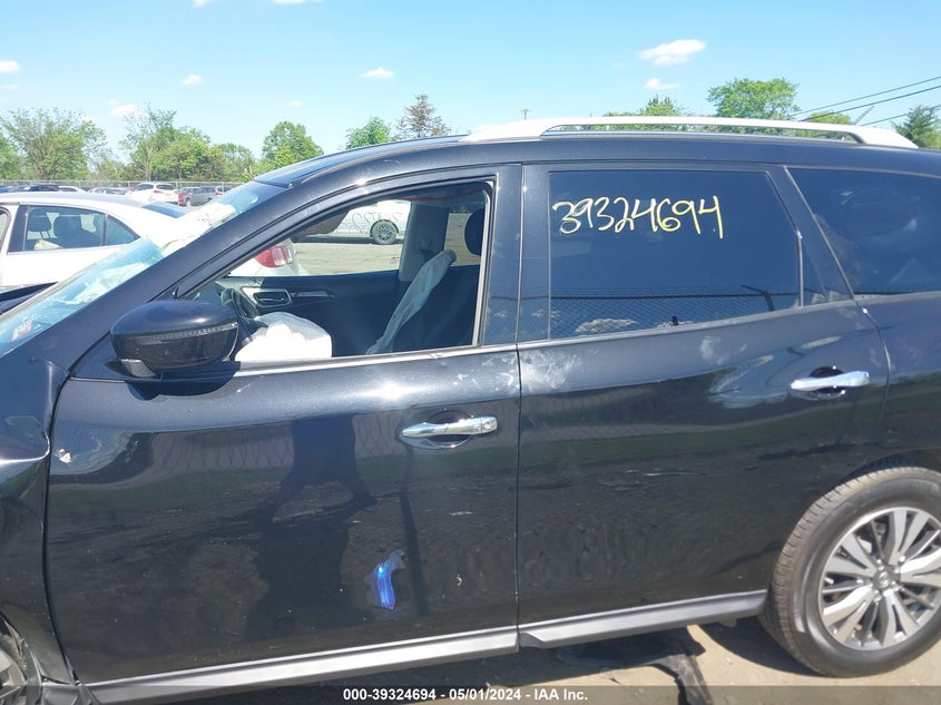 VIN 5N1DR2MM4HC622171 2017 NISSAN PATHFINDER SV
