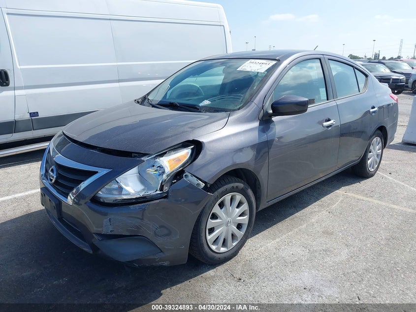 2015 NISSAN VERSA 1.6 SV - 3N1CN7APXFL836979