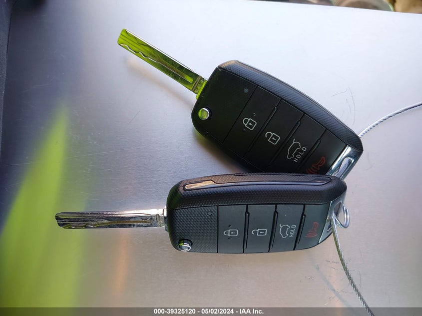 2018 KIA SOUL + - KNDJP3A53J7896461