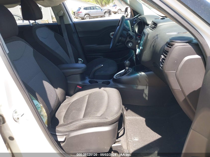 2018 KIA SOUL + - KNDJP3A53J7896461