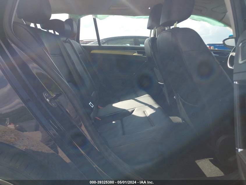 2016 VOLKSWAGEN GOLF SPORTWAGEN TSI LIMITED EDITION - 3VWC17AU1GM522578