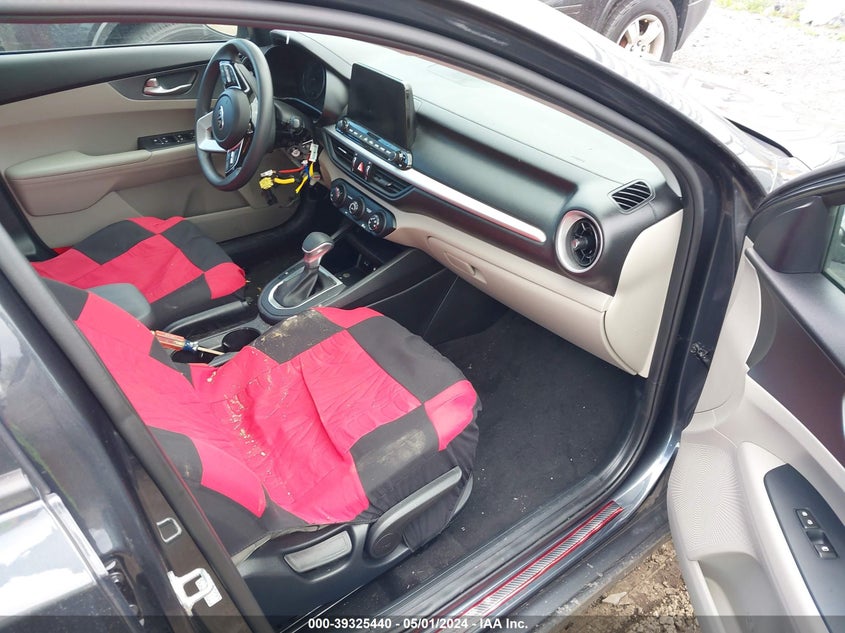 VIN 3KPF24AD3LE238515 2020 KIA FORTE LXS