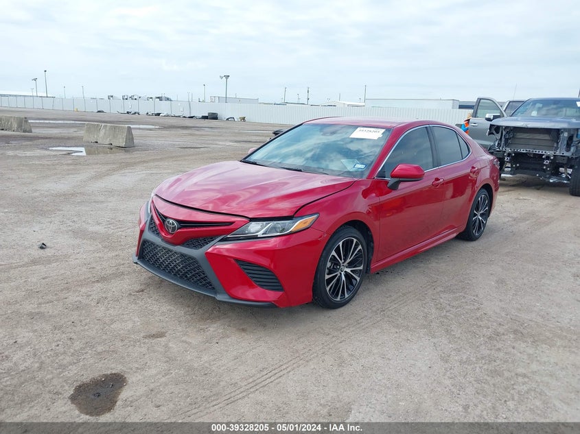 2019 TOYOTA CAMRY SE - 4T1B11HK2KU160096