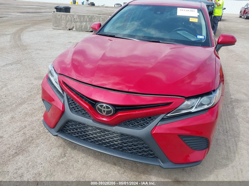 2019 TOYOTA CAMRY SE - 4T1B11HK2KU160096