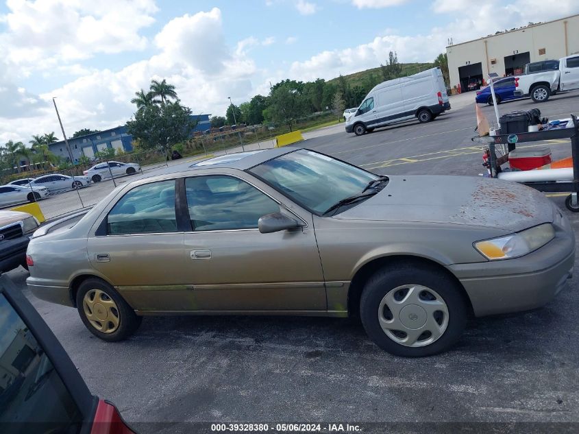 1997 Toyota Camry Le V6 VIN: 4T1BF22K4VU038103 Lot: 39328380