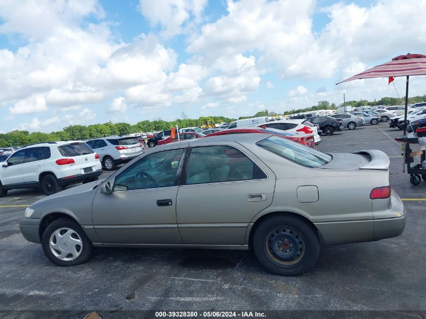 1997 Toyota Camry Le V6 VIN: 4T1BF22K4VU038103 Lot: 39328380