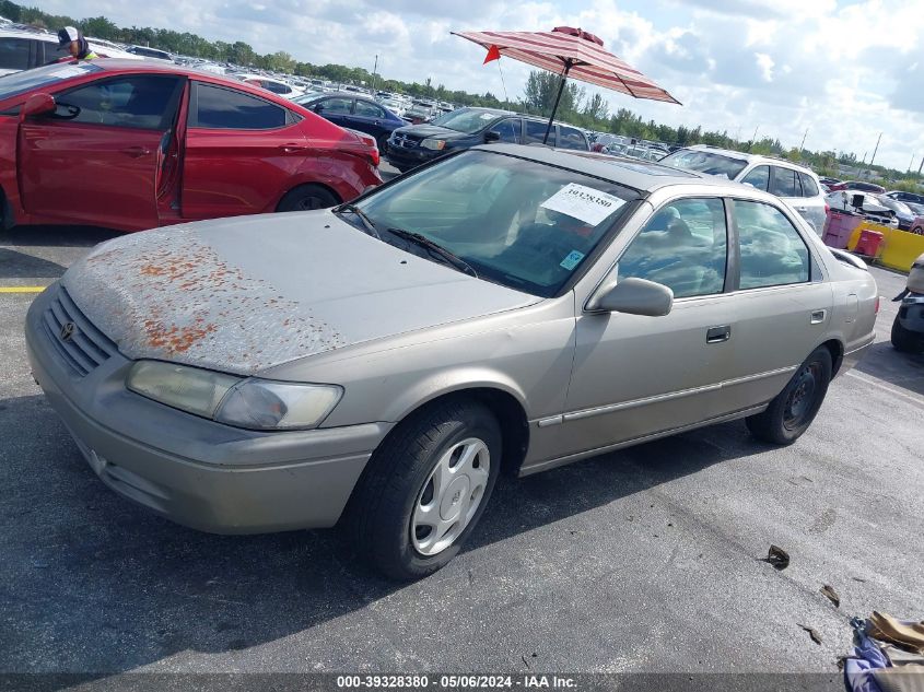 1997 Toyota Camry Le V6 VIN: 4T1BF22K4VU038103 Lot: 39328380