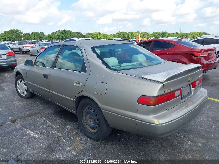 1997 Toyota Camry Le V6 VIN: 4T1BF22K4VU038103 Lot: 39328380