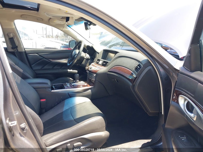 2017 Infiniti Q70 3.7 VIN: JN1BY1AP8HM740194 Lot: 39328718