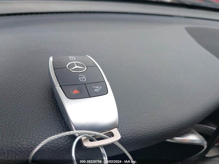 2021 MERCEDES-BENZ GLC 300 4MATIC SUV VIN: W1N0G8EBXMF965979
