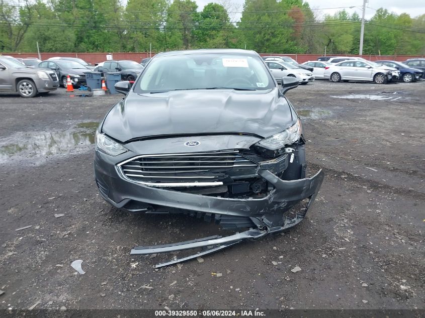 2019 Ford Fusion Hybrid Se VIN: 3FA6P0LU3KR266853 Lot: 39329550