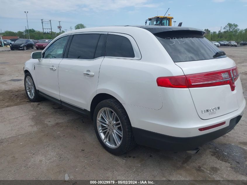 2018 Lincoln Mkt Reserve VIN: 2LMHJ5ATXJBL01672 Lot: 39329979