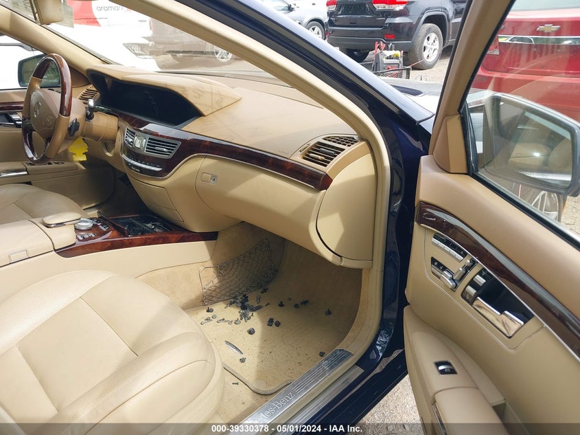 2012 Mercedes-Benz S 550 4Matic VIN: WDDNG9EB4CA447483 Lot: 39330378