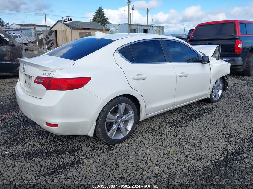 2013 Acura Ilx 2.0L VIN: 19VDE1F79DE008925 Lot: 39330897