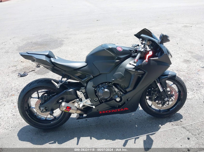 VIN JH2SC7702HK000040 2017 HONDA CBR1000 RR