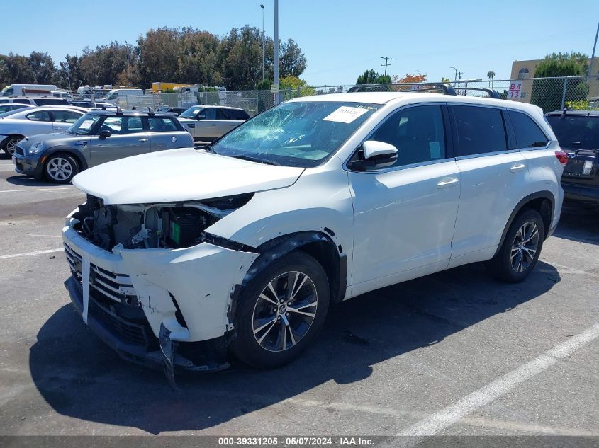 2018 Toyota Highlander Le VIN: 5TDZARFH2JS041086 Lot: 39331205