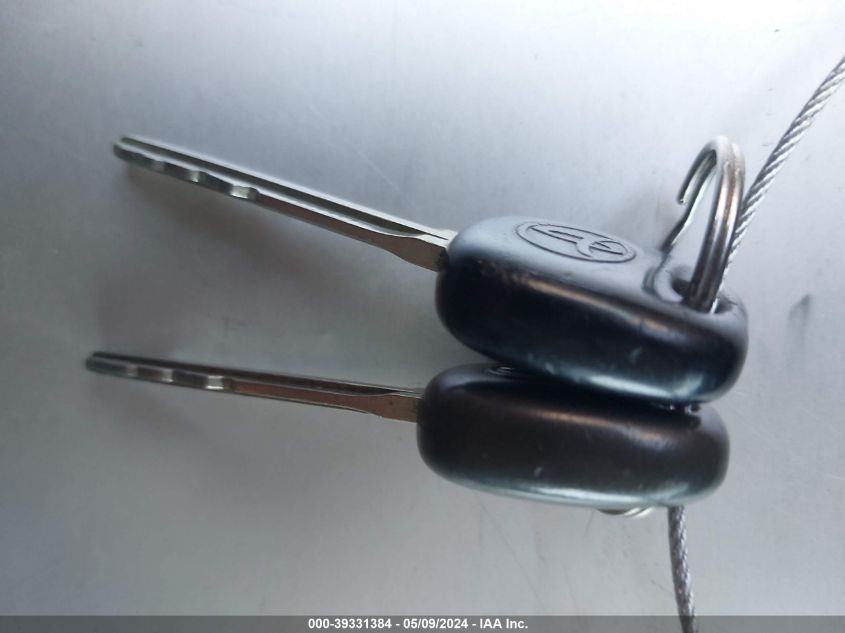 2002 Toyota Sequoia Sr5 V8 VIN: 5TDZT34A42S089445 Lot: 39331384