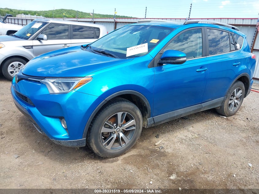 VIN 2T3RFREV6JW802726 2018 TOYOTA RAV4 ADVENTURE/XLE