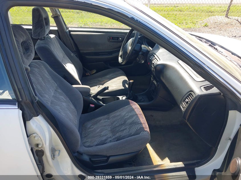 1998 Acura Integra Ls VIN: JH4DB7555WS005862 Lot: 39331859