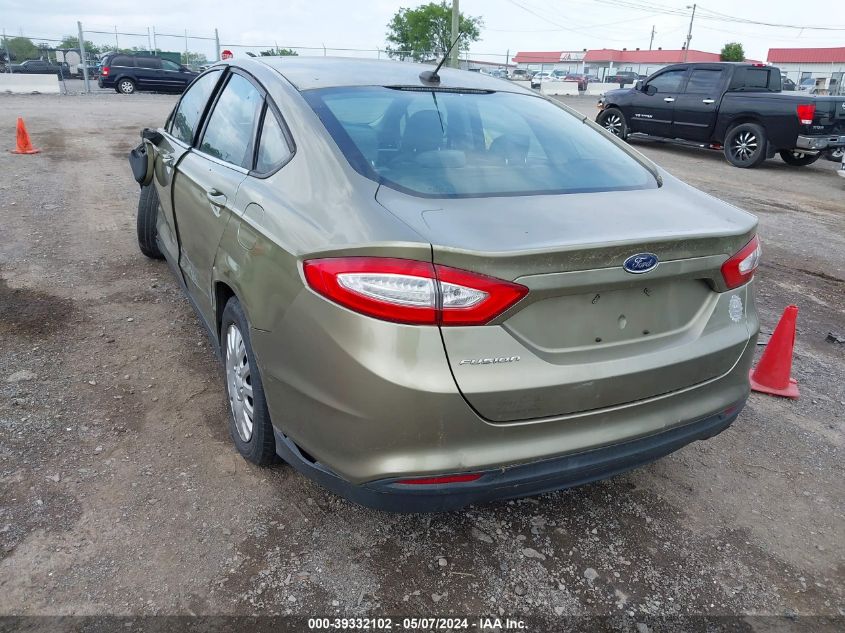 2013 Ford Fusion S VIN: 3FA6P0G74DR166302 Lot: 39332102