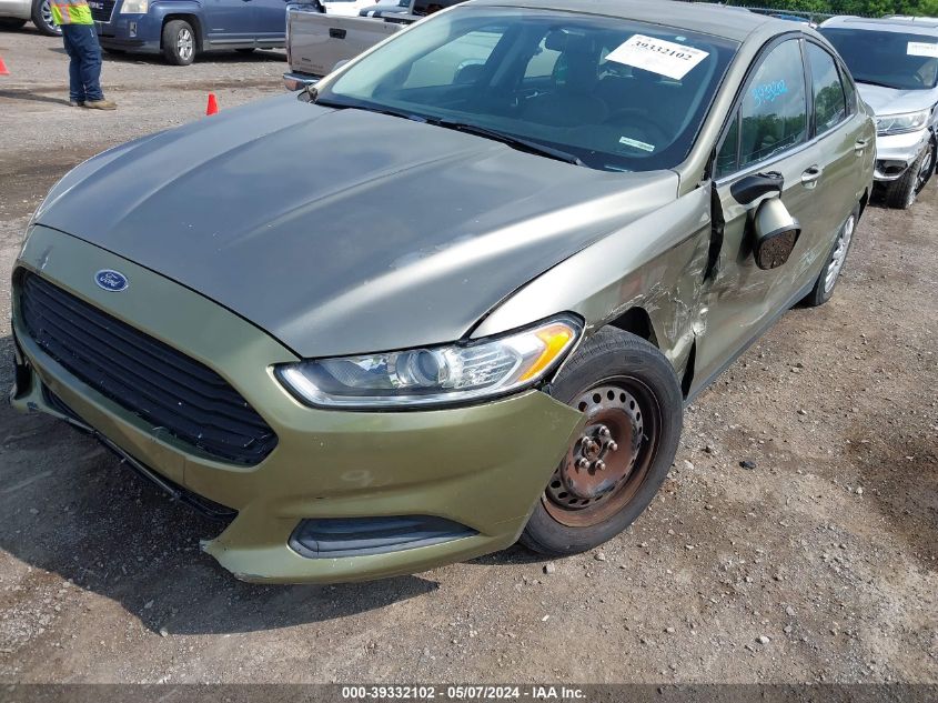 2013 Ford Fusion S VIN: 3FA6P0G74DR166302 Lot: 39332102