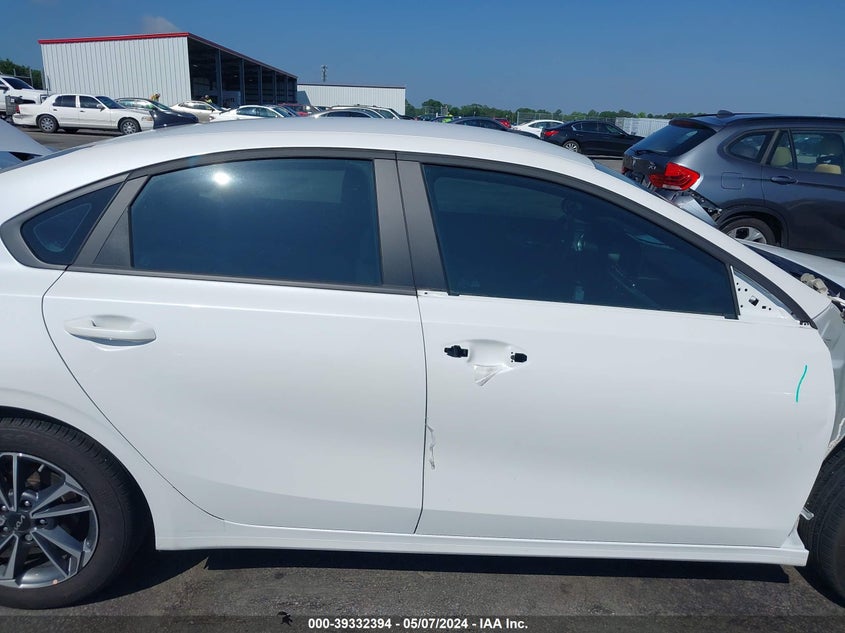 2023 KIA FORTE LXS - 3KPF24AD8PE636616