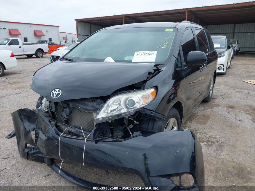 5TDKK3DC1FS637252 2015 TOYOTA SIENNA - Image 2