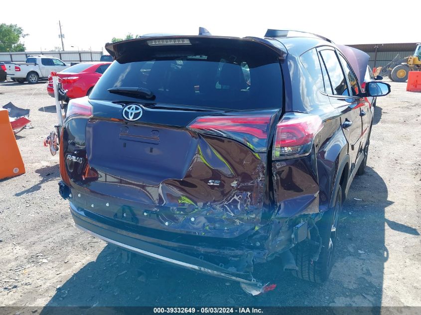 2T3NFRED9JW457688 2018 Toyota Rav4 Se