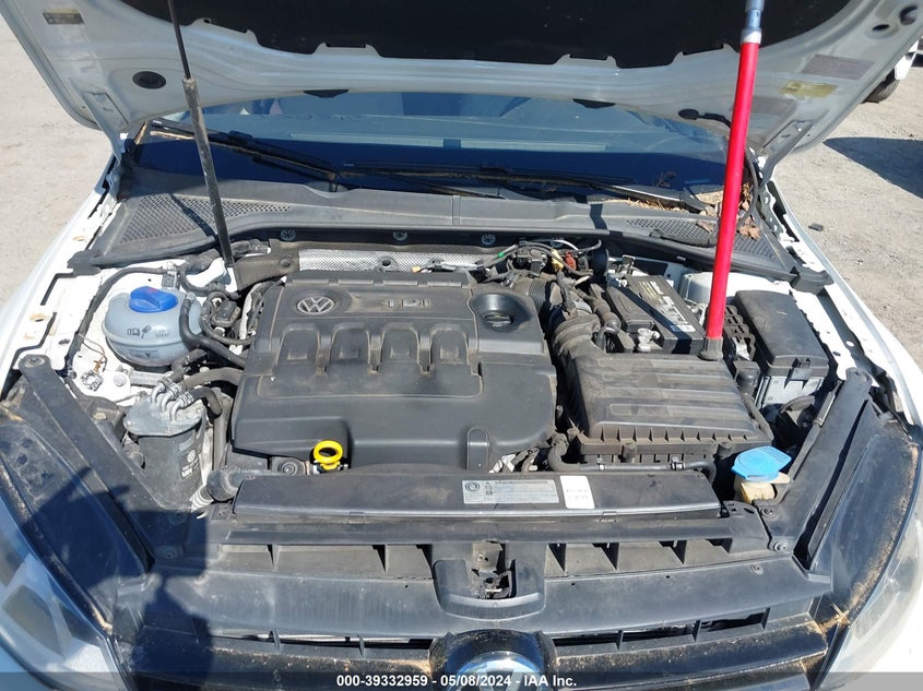 2015 VOLKSWAGEN GOLF SPORTWAGEN TDI S 4-DOOR - 3VWCA7AU8FM513441