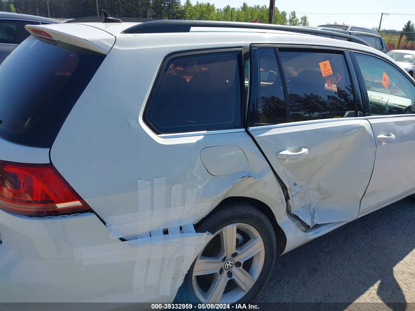 2015 VOLKSWAGEN GOLF SPORTWAGEN TDI S 4-DOOR - 3VWCA7AU8FM513441