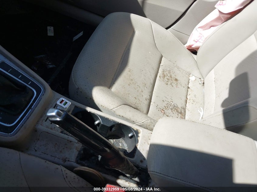 2015 VOLKSWAGEN GOLF SPORTWAGEN TDI S 4-DOOR - 3VWCA7AU8FM513441