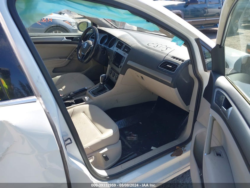 2015 VOLKSWAGEN GOLF SPORTWAGEN TDI S 4-DOOR - 3VWCA7AU8FM513441