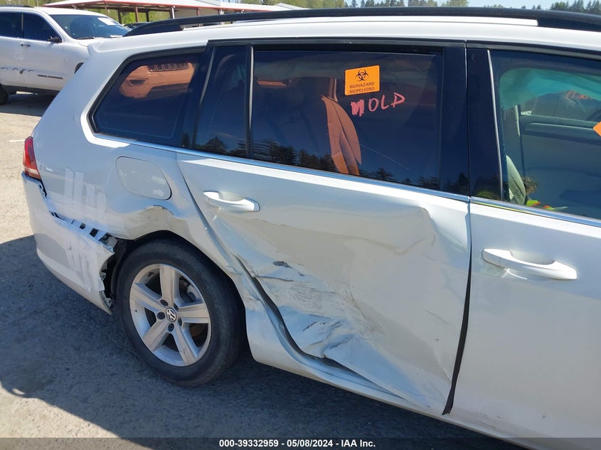 2015 VOLKSWAGEN GOLF SPORTWAGEN TDI S 4-DOOR - 3VWCA7AU8FM513441