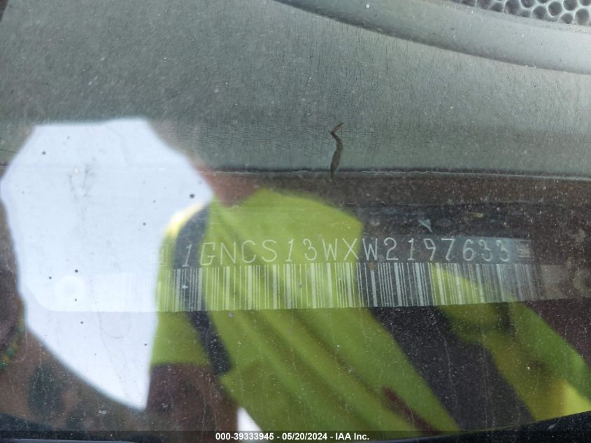 1998 Chevrolet Blazer Ls VIN: 1GNCS13WXW2197633 Lot: 39333945