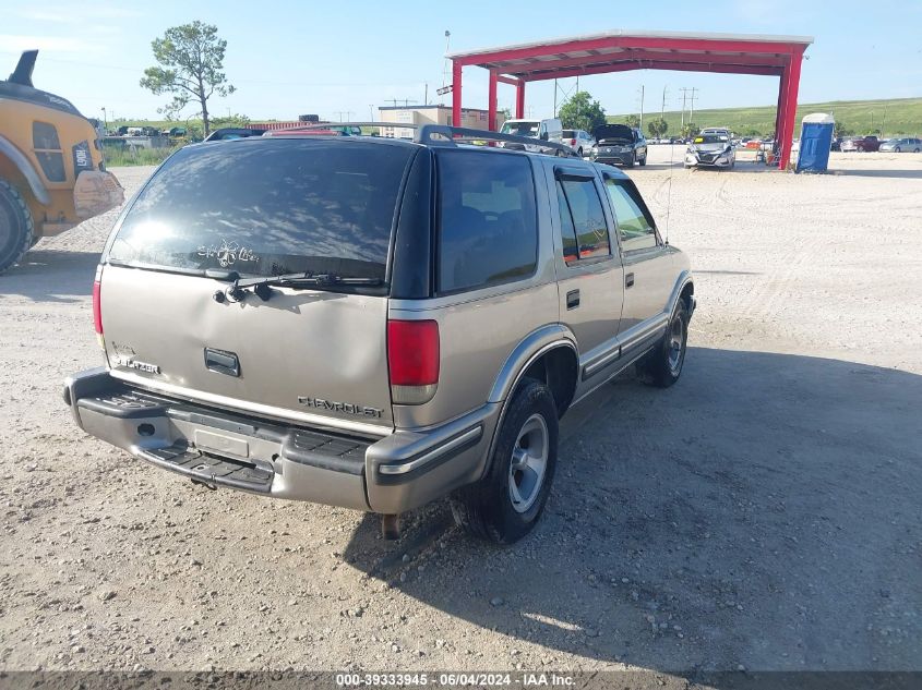 1998 Chevrolet Blazer Ls VIN: 1GNCS13WXW2197633 Lot: 39333945