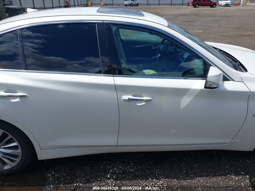 2018 INFINITI Q50 3.0T LUXE - JN1EV7AP4JM591653