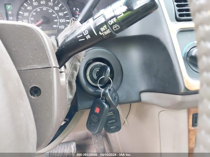 2000 Toyota Sienna Xle VIN: 4T3ZF13C5YU293127 Lot: 39335500