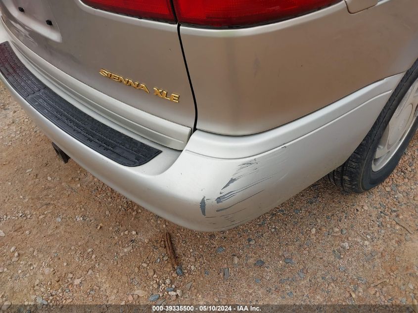 2000 Toyota Sienna Xle VIN: 4T3ZF13C5YU293127 Lot: 39335500