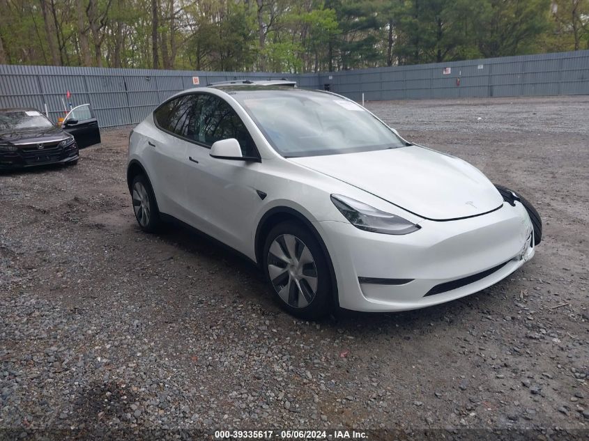 2024 Tesla Model Y Long Range Dual Motor All-Wheel Drive VIN: 7SAYGDEE0RA229822 Lot: 39335617